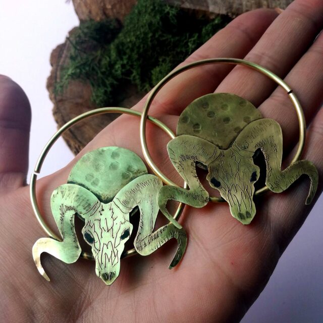 10 gauge Animal Skull Hoops  Hoops for Plugs – Stretched Ear Gauge