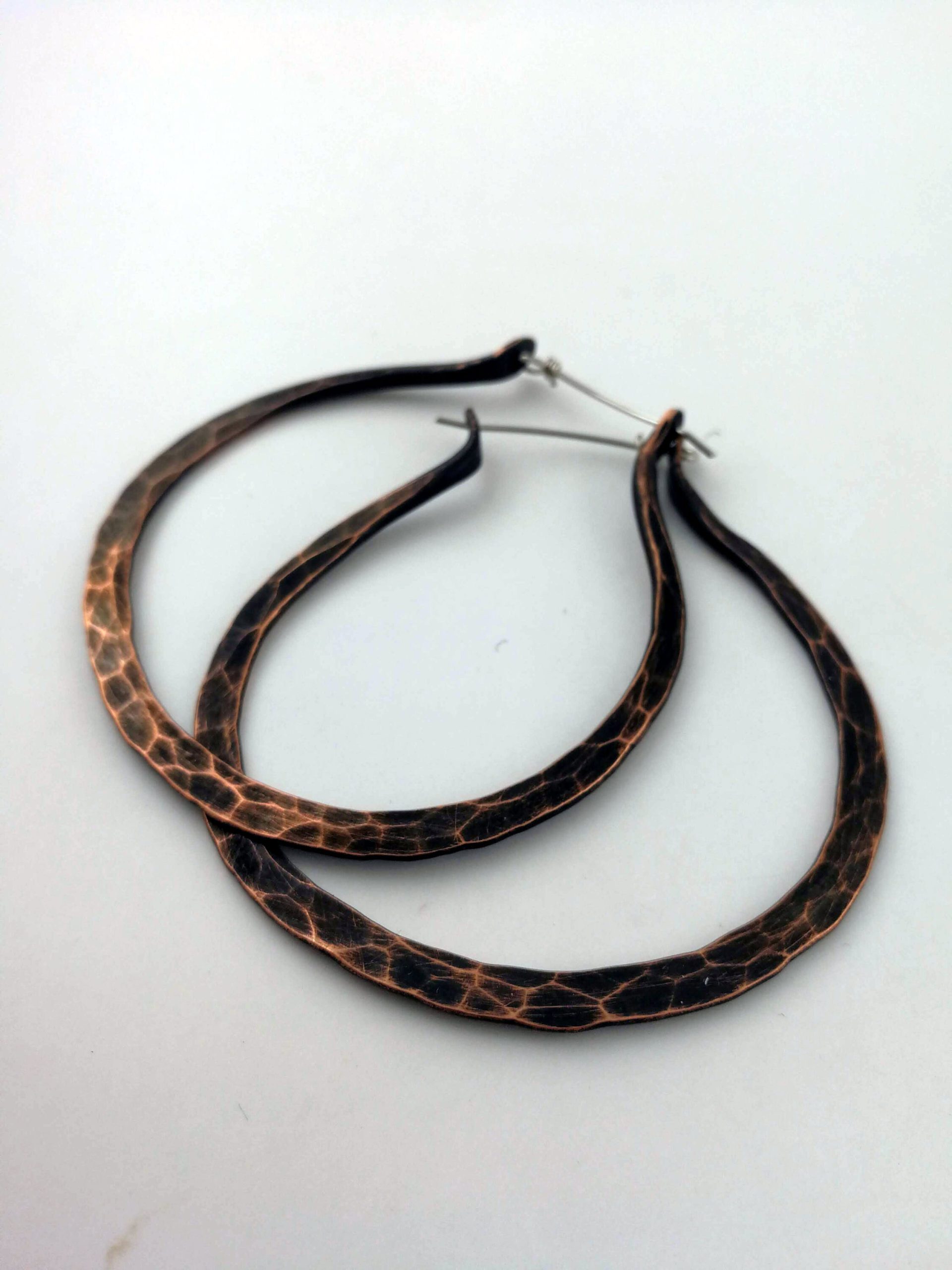 Copper Hoops Earrings / Rustic Hoop  Earrings / Hammered Copper Earrings / Hammered Hoops / Everyday Hoops