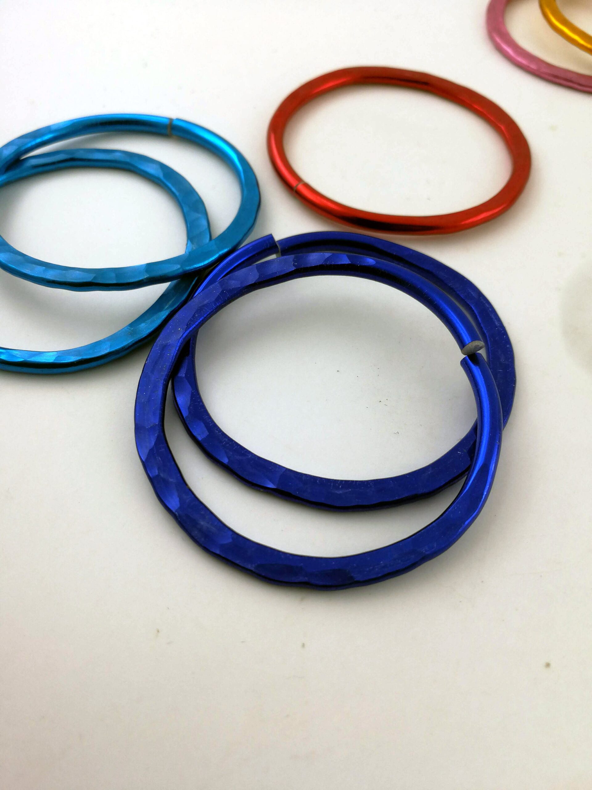 8 gauge Pair / Hammered Hoops / Stretched Ears / Ear Weights