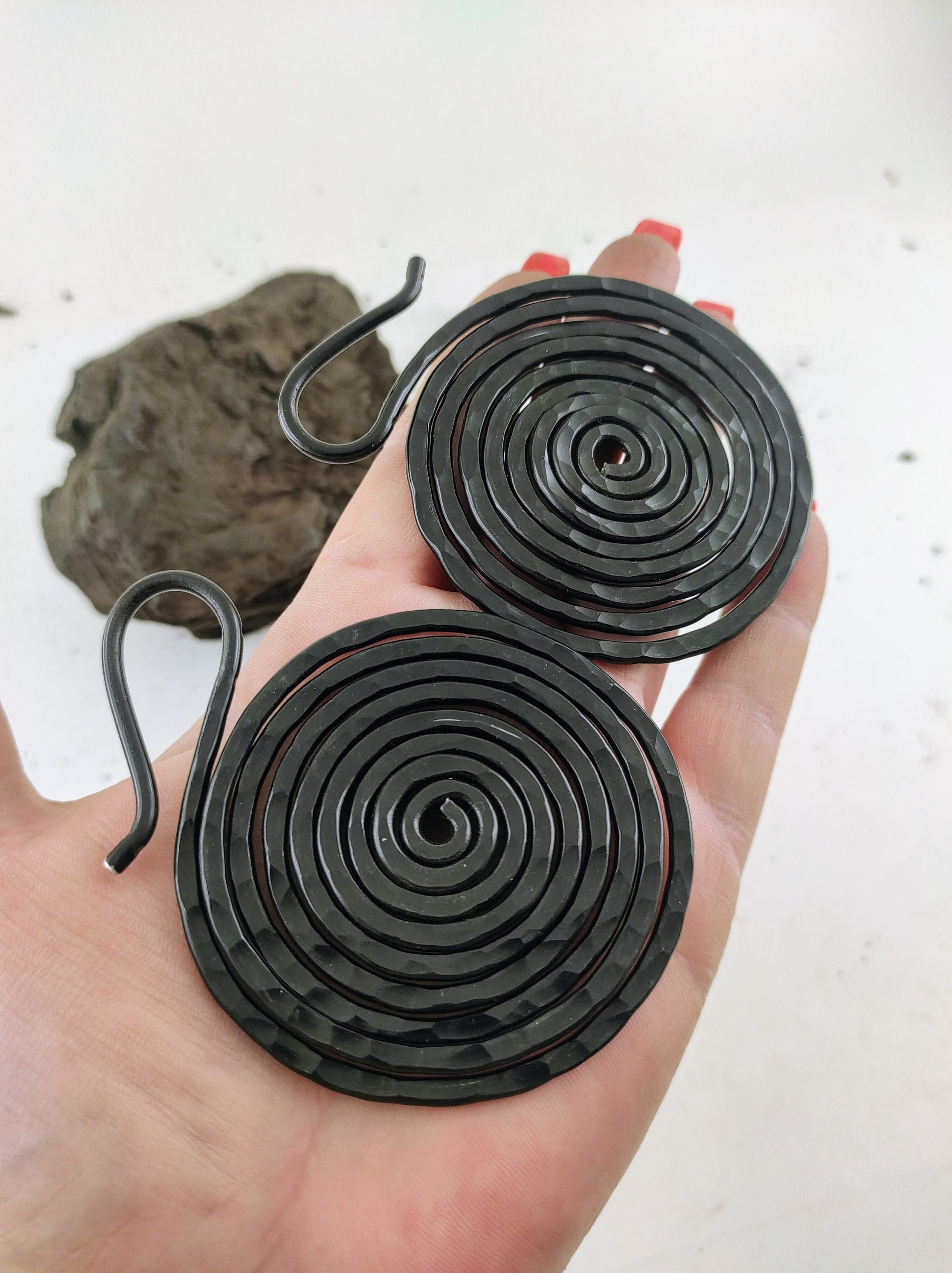 3.14 inches Earrings / 8 gauge Spiral Hoops / Stretched Lobes / Ear Weights / Blaack Ear weights